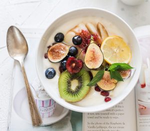 Read more about the article Yoghurt and fruit salad